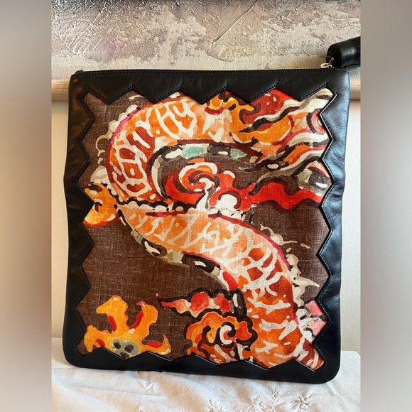 Jim Thompson Black Leather Clutch with Dragon Design - Picture 2 of 11